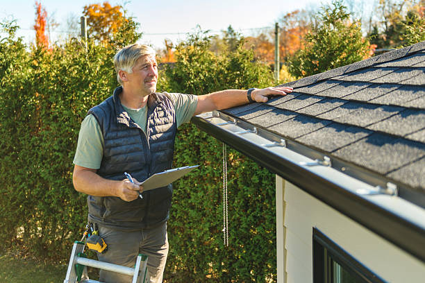 Professional Roofing technician working in Rutland, SD